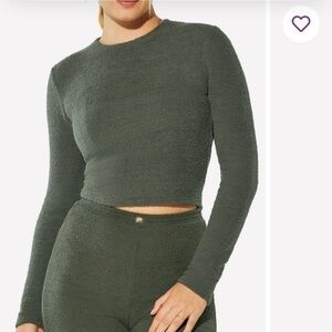 FABLETICS PET ME CREWNECK NWT